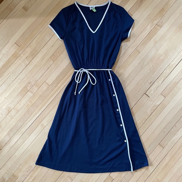 Vintage Miss Oops California navy and white trim dress - Picture 9 of 15